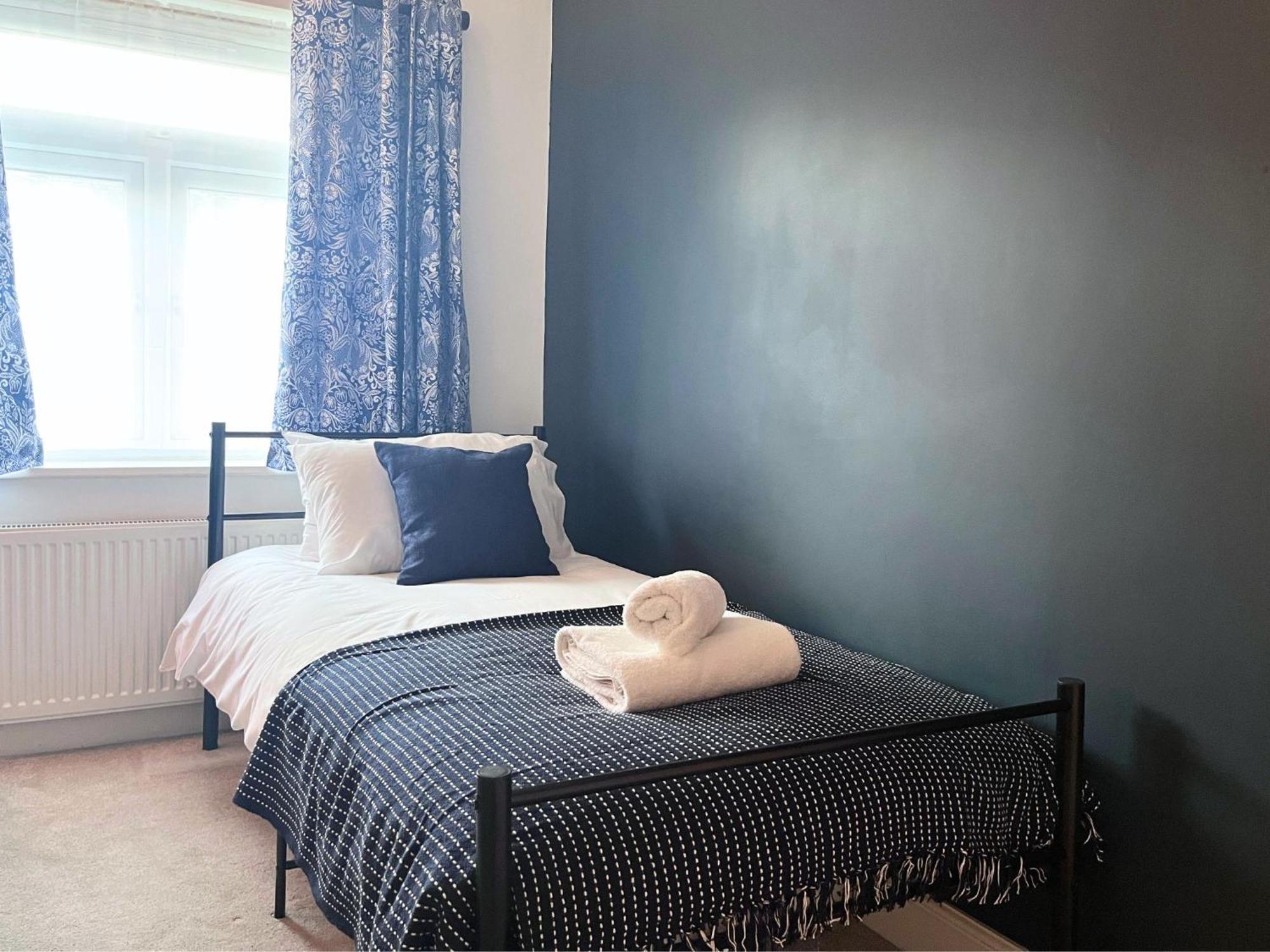 Jekyll'S On Hyde - Spacious Town House - Central Winchester - Free Parking, Sleeps 5 - By Xplus Stays Esterno foto