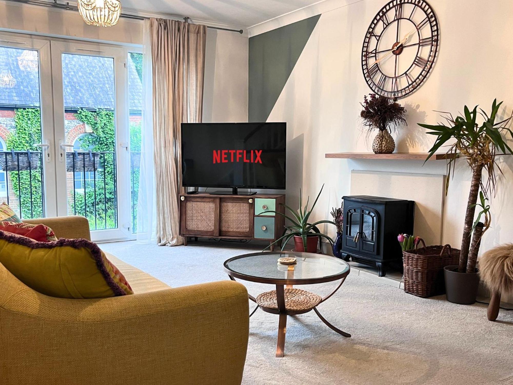 Jekyll'S On Hyde - Spacious Town House - Central Winchester - Free Parking, Sleeps 5 - By Xplus Stays Esterno foto