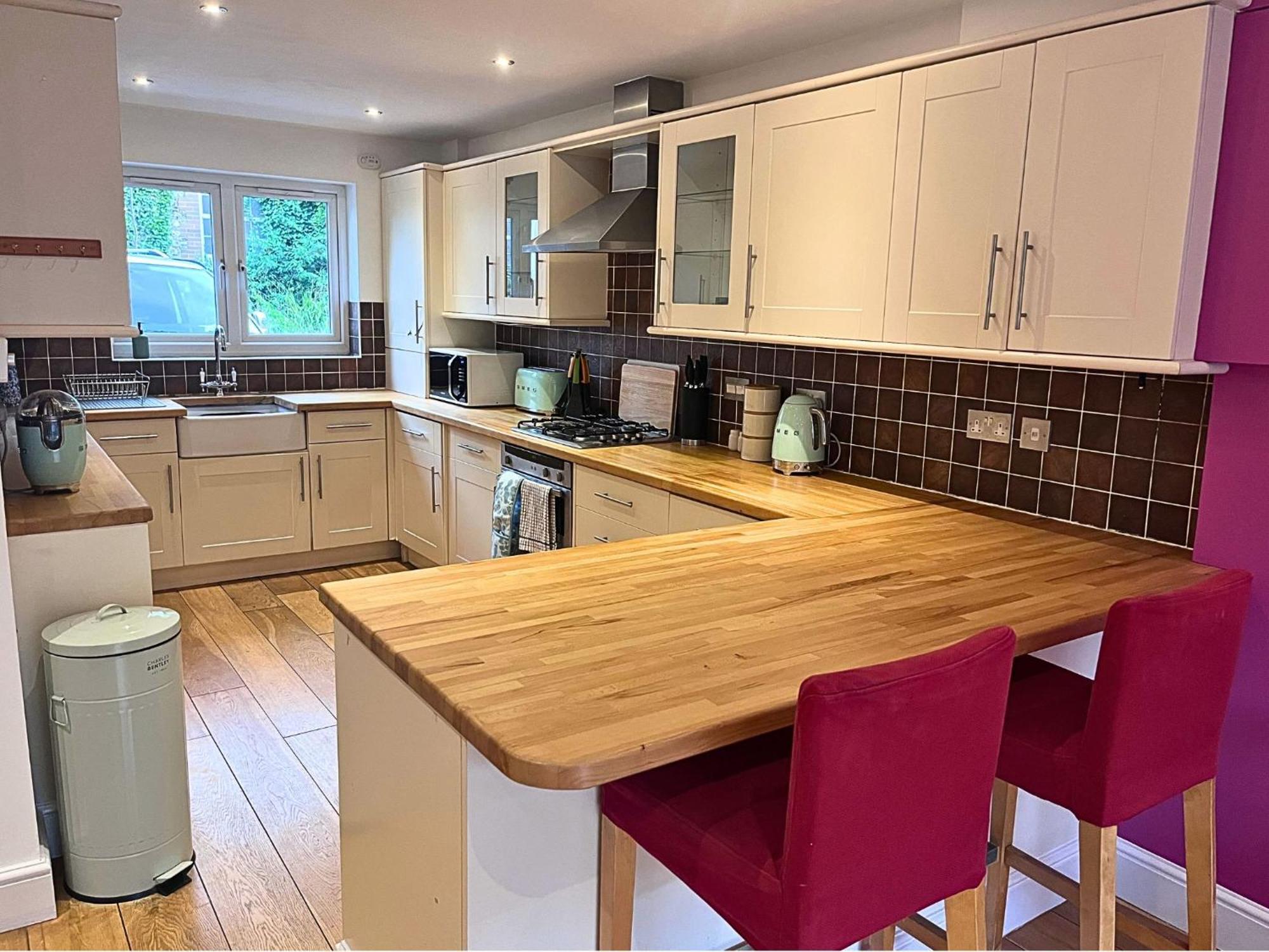 Jekyll'S On Hyde - Spacious Town House - Central Winchester - Free Parking, Sleeps 5 - By Xplus Stays Esterno foto